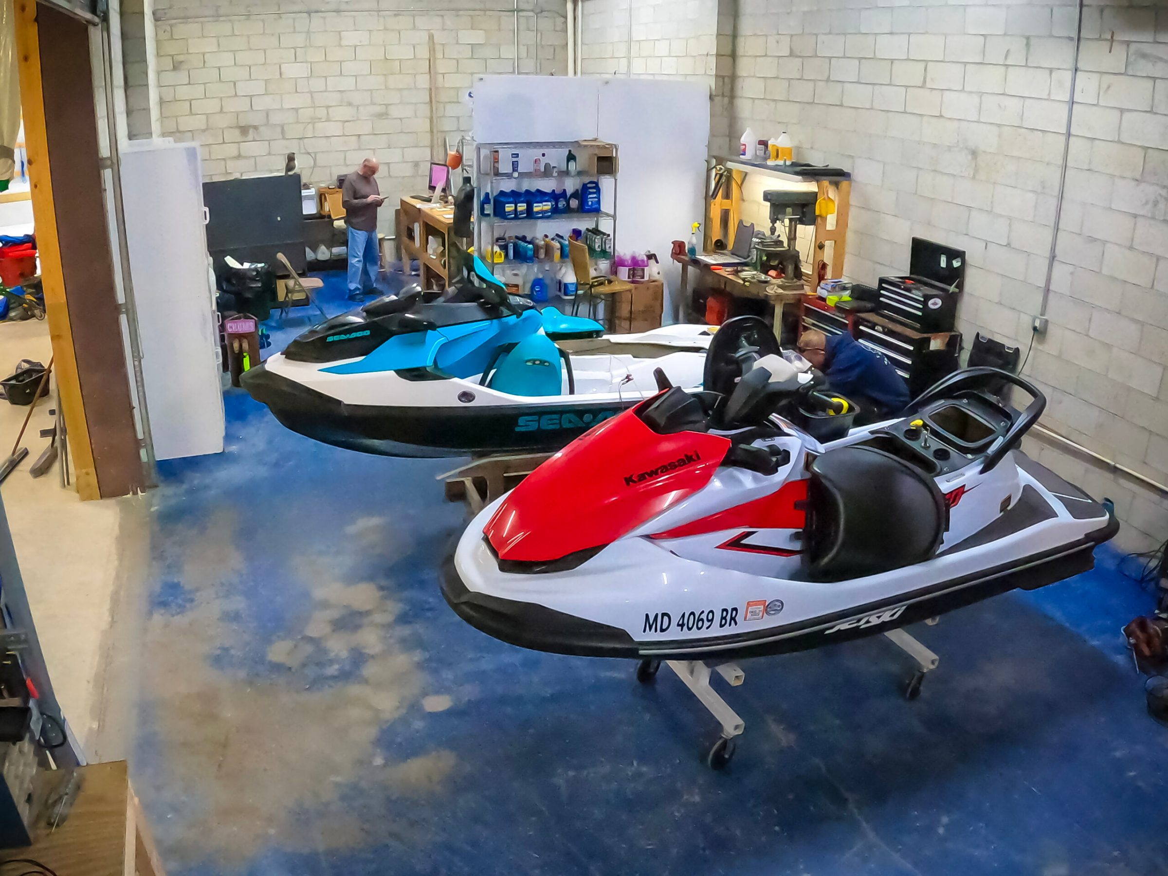 a small boat in a room